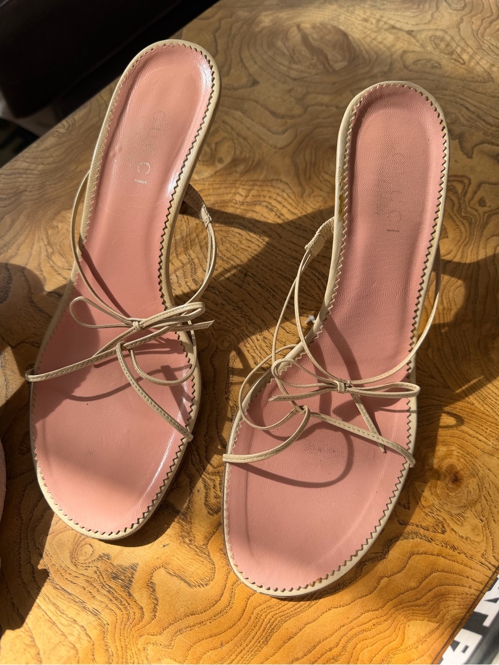 Gucci Pink Slip-On Bow Heeled Sandals with Cream Straps